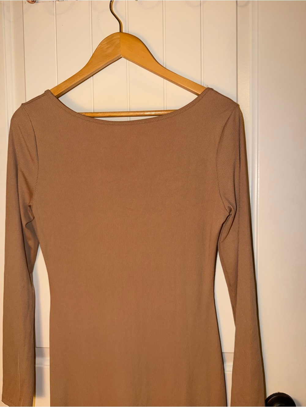 Red Dress Boutique Long-Sleeve Ribbed Crewneck Dress in Camel